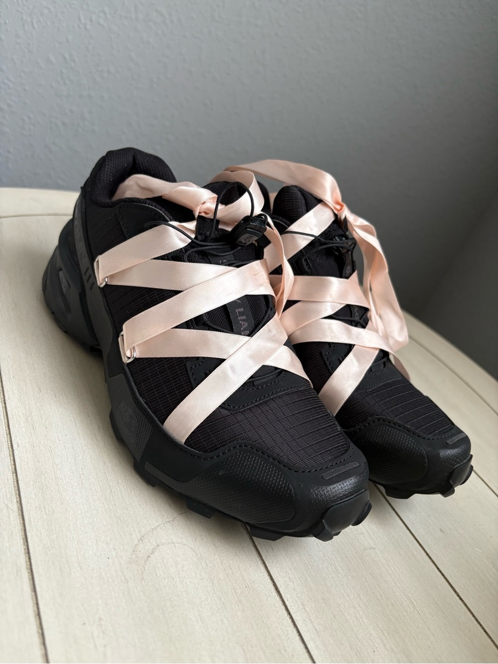 Salomon x Sandy Liang Speedcross 3 Ribbon in the "Black / Cloud Pink". Size 40
